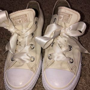 Converse shoes worn once